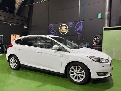 Blanco Usado 2015 Ford Focus Titanium Berlina | 8990 € (Precio justo)