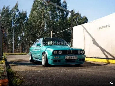 Usado BMW 323 150 CV (110 kW) 1986 Verde Berlina