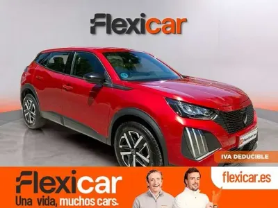 Usado Peugeot 2008 Active 101 CV (74 kW) 2023 Rojo SUV