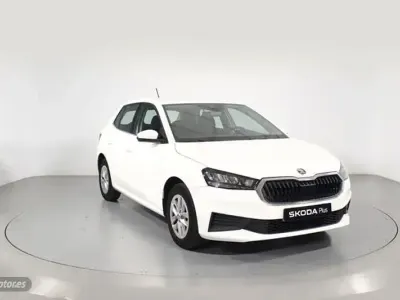 Usado Skoda Fabia 95 CV (69 kW) 2022 Blanco Utilitario