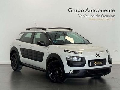 Usado Citroën C4 Feel 80 CV (58 kW) 2017 Blanco Berlina