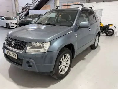 Begagnad Suzuki Grand Vitara 129 HK (94 kW) 2008 Grå SUV