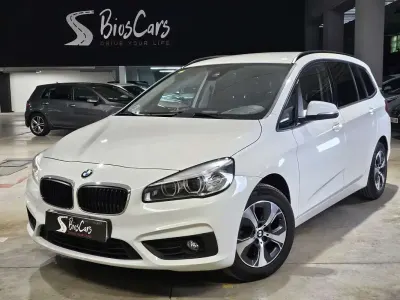Usado BMW 218 Gran Tourer 150 CV (110 kW) 2016 Blanco Monovolumen