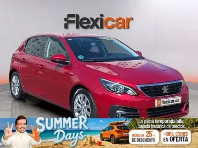 Usado Peugeot 308 Allure 110 CV (80 kW) 2018 Rojo