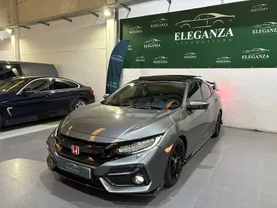 Usado Honda Civic Sport Plus 182 CV (133 kW) 2021 Gris / plata Berlina