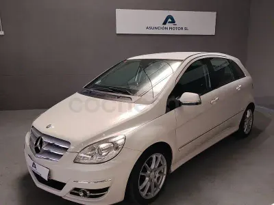 Usado Mercedes B180