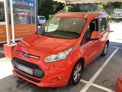 Usado Ford Tourneo Connect Titanium 100 CV (73 kW) 2017 Rojo Monovolumen