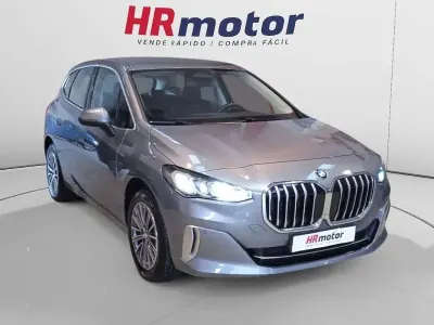 Usado BMW 218 Active Tourer 136 CV (100 kW) 2023 Gris Monovolumen