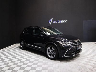 Käytetty VW Tiguan R-line 150 HP (110 kW) 2022 Musta Katumaasturi