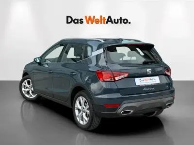 Usado Seat Arona FR 115 CV (84 kW) 2025 Azul SUV
