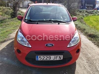 Usado Ford Ka 69 CV (50 kW) 2015 Rojo Berlina