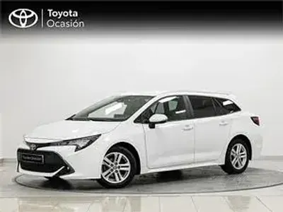 Usado Toyota Corolla Active 122 CV (89 kW) 2023 Blanco Familiar