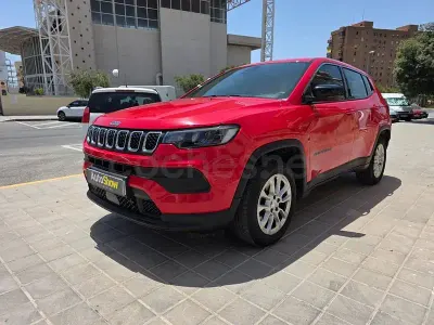 Usado Jeep Compass Night Eagle 130 CV (95 kW) 2023 Rojo SUV