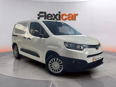 Usado Toyota Proace City City 102 CV (75 kW) 2021 Blanco Monovolumen