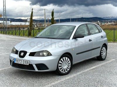 Usado Seat Ibiza 80 CV (58 kW) 2006 Gris / plata Utilitario