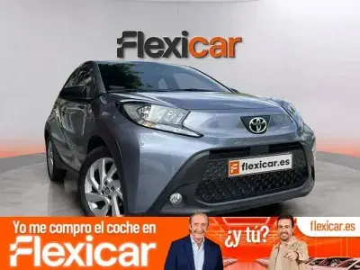 Usado Toyota Aygo 72 CV (52 kW) 2024 Blanco