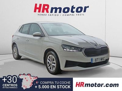 Blanco Usado 2023 Skoda Fabia Ambition Berlina | 13.540 € (Precio justo)