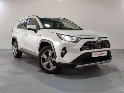 Usado Toyota RAV4 Hybrid Advance 218 CV (160 kW) 2021 Blanco SUV