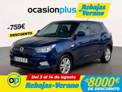 Usado SsangYong Tivoli 116 CV (85 kW) 2018 Azul SUV