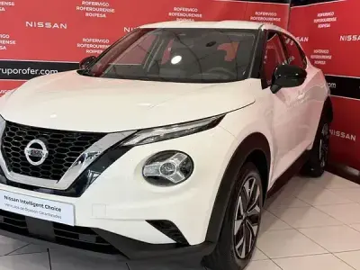 Usado Nissan Juke Acenta 140 CV (102 kW) 2022 Sapporo white (sólido) SUV