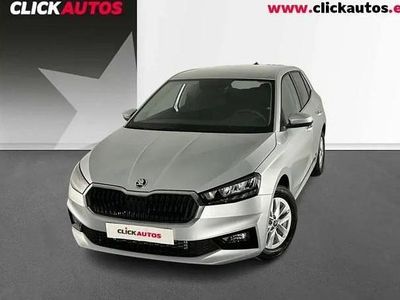 Usado Skoda Fabia Selection 115 CV (84 kW) 2025 Plata Utilitario