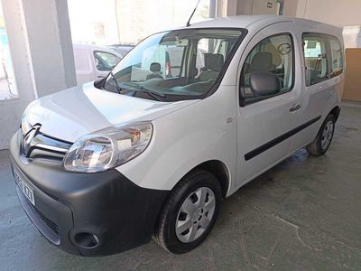 Blanco Usado 2019 Renault Kangoo Monovolumen | 10.500 € (Un poco caro)