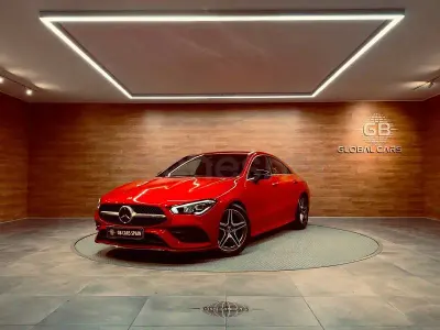 Usado Mercedes CLA180 136 CV (100 kW) 2019 Rojo Berlina