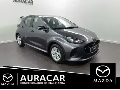 Nuevo Mazda 2 Center-Line 116 CV (85 kW) 2026 Gris Utilitario