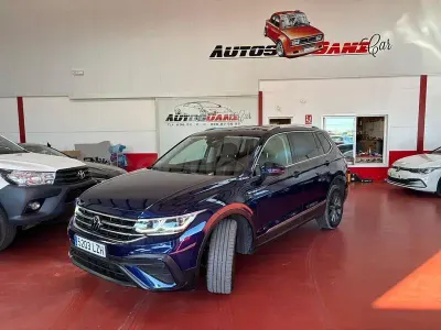 Usado VW Tiguan Allspace Life 150 CV (110 kW) 2022 Azul SUV
