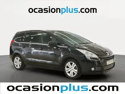 Usado Peugeot 5008 Allure 112 CV (82 kW) 2012 Negro Monovolumen