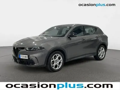 Usado Alfa Romeo Tonale Sprint 130 CV (95 kW) 2022 Gris SUV
