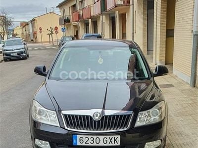 Usado Skoda Octavia 105 CV (77 kW) 2010 Negro Familiar