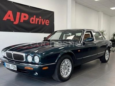 Verde Usado 2001 Jaguar XJ8 Executive Berlina | 7000 € (Buen precio)