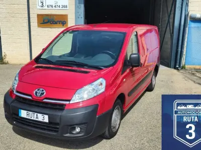 Usado Toyota Proace Active 90 CV (66 kW) 2016 Rojo Monovolumen