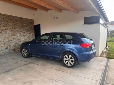 Usado Audi A3 105 CV (77 kW) 2007 Azul Utilitario