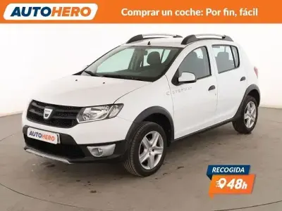 Usado Dacia Sandero Stepway 90 CV (66 kW) 2014 Blanco Berlina