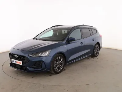 Usado Ford Focus ST-Line 125 CV (91 kW) 2022 Azul Familiar