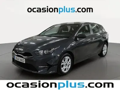 Usado Kia Ceed 136 CV (100 kW) 2023 Gris Utilitario