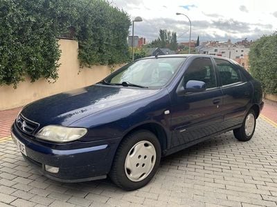 Usado Citroën Xsara 90 CV (66 kW) 2000 Azul Berlina