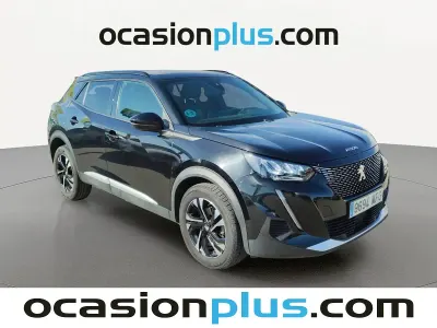 Usado Peugeot 2008 Allure 100 CV (73 kW) 2023 Negro SUV