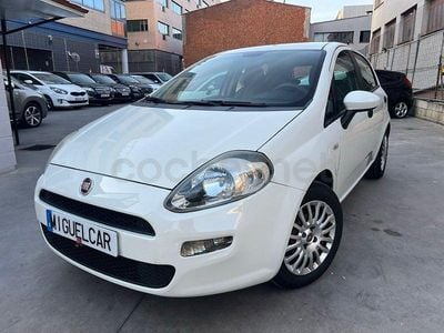 Usado Fiat Punto Easy 69 CV (50 kW) 2015 Blanco Utilitario