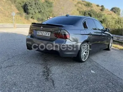 Usado BMW 320 150 CV (110 kW) 2008 Gris / plata Berlina
