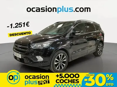 Usado Ford Kuga ST-Line 150 HP (110 kW) 2017 Preto SUV