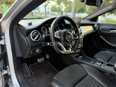Mercedes GLA200