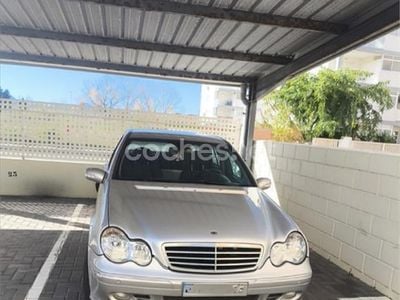 Gris / plata Usado 2003 Mercedes C270 Avantgarde Berlina | 1200 € (Super precio)