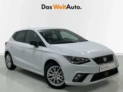 Usado Seat Ibiza FR 115 CV (84 kW) 2024 Blanco Utilitario