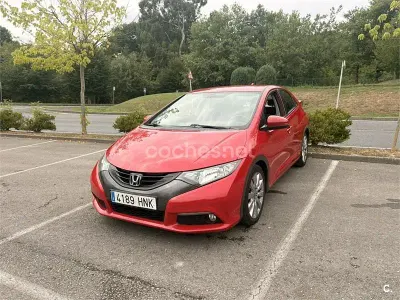 Usado Honda Civic Sport 100 CV (73 kW) 2012 Rojo Berlina