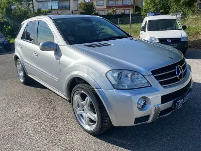 Usado Mercedes ML320 AMG Edition 1 224 CV (164 kW) 2008 Gris / plata SUV