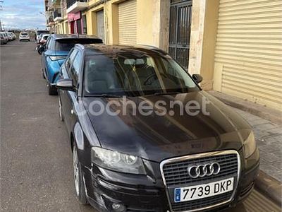 Negro Usado 2005 Audi A3 Attraction Berlina | 4700 € (Precio justo)