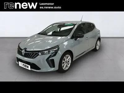 Usado Renault Clio V Evolution 100 CV (73 kW) 2025 Gris Berlina
